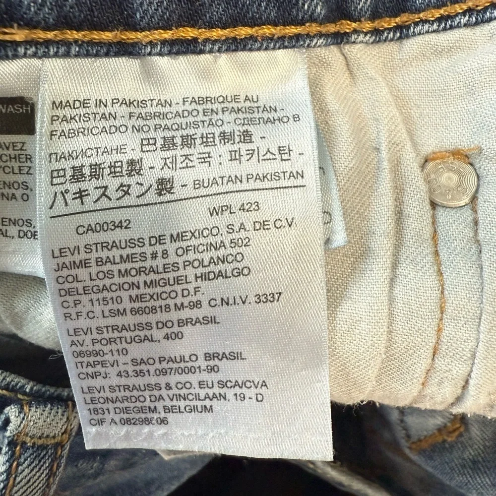 Jeans Levi’s 511 Slim Fit Jeans Men’s 33 Medium Wash Denim Y2k